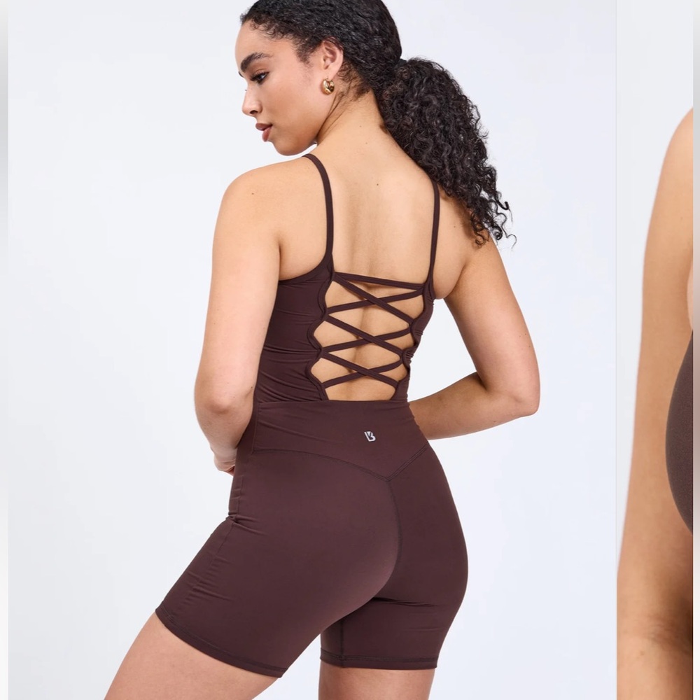 BuffBunny Ivy Bodysuit in Journey Dark Brown in size USWXL